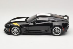 Chevrolet Corvette C7 Grand Sport Negru cu Dungi Albe AUTOart 1:18 71273 Compozit - imaginea 4 din 8