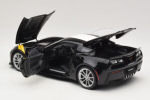 Chevrolet Corvette C7 Grand Sport Negru cu Dungi Albe AUTOart 1:18 71273 Compozit - imaginea 5 din 8