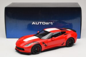 Chevrolet Corvette C7 Grand Sport Roșu cu Dungi Albe AUTOart 1:18 71274 Compozit - imaginea 8 din 8