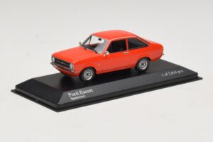 Ford Escort Mk2 Spanish Red Minichamps 1:43 400084100 Metal - imaginea 2 din 4