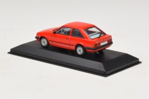 Ford Escort Mk3 3 Uși Roșu Minichamps 1:43 400085000 Metal - imaginea 3 din 4