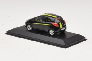Ford Ka Mk2 Negru Galben Minichamps 1:43 400088200 Metal - imaginea 4 din 5