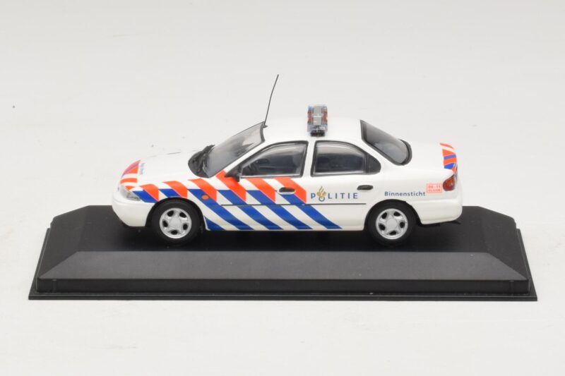 Ford Mondeo Mk1 Berlină Poliție Minichamps 1:43 Ford Mondeo Mk1 Berlină Poliție Minichamps 1:43 433082091 Metal