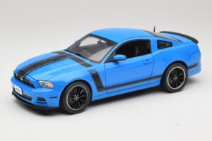 Ford Mustang Boss 302 S197 Albastru Shelby Collectibles 1:18 25414S Metal