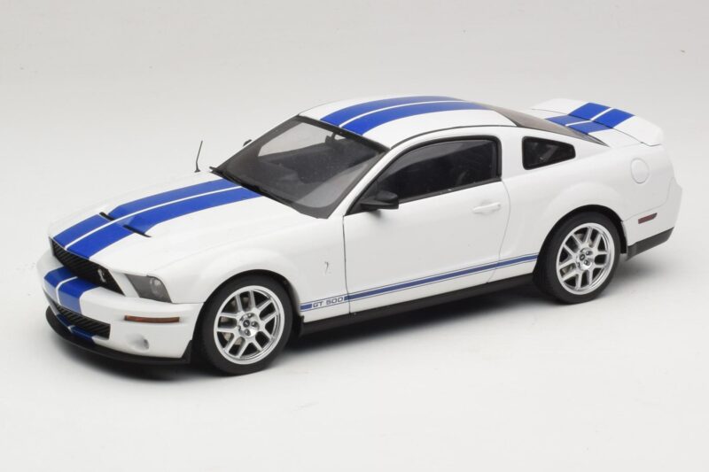 Ford Shelby Cobra GT500 Concept Alb cu Dungă Albastră AUTOart 1:18 73052 Metal