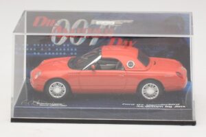 Ford Thunderbird Die Another Day Minichamps 1:43 045132 Metal - imaginea 4 din 5