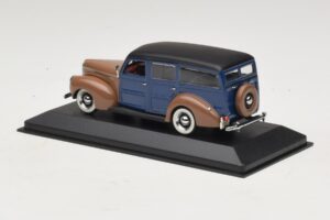 Ford V8 De Luxe Woody Station Wagon Maro Albastru Minichamps 1:43 400082112 Metal - imaginea 3 din 4
