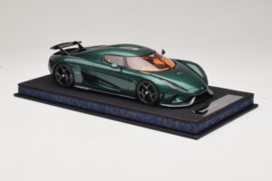 Koenigsegg Regera Carbon Verde Nuanțat FrontiArt 1:18 AS010-110 Rășină - imaginea 5 din 7