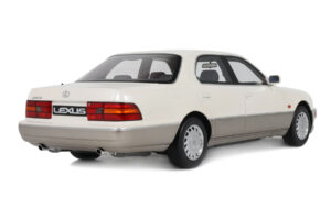 Lexus LS 400 XF10 Diamond White Pearl Otto 1:18 OT1277 Rășină - imaginea 2 din 5