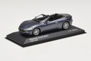 Maserati GranCabrio Gri Metalizat Minichamps 1:43 400123931 Metal - imaginea 2 din 4