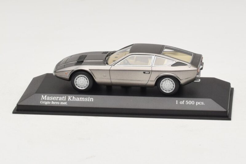 Maserati Khamsin Grey Metallic Minichamps 1:43 Maserati Khamsin Grey Metallic Minichamps 1:43 437123220 Metal