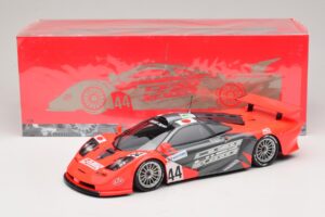 McLaren F1 GTR Lark #44 Tsuchiya / Ayles 24 Hours of Le Mans 1997 Minichamps 1:18 530133744 Metal - imaginea 8 din 8