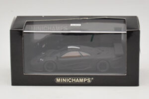 McLaren F1 GTR Longtail Negru Mat 1997 Minichamps 1:43 MCLAREN010 Metal - imaginea 4 din 4