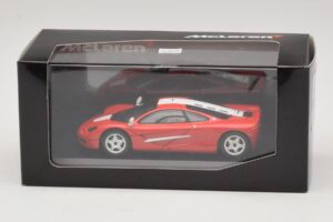 McLaren F1 Roșu Cu Dungi Albe Minichamps 1:43 MCLAREN005 Metal - imaginea 4 din 4