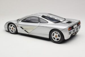 McLaren F1 Argintiu Minichamps 1:12 530133123 Metal - imaginea 7 din 8