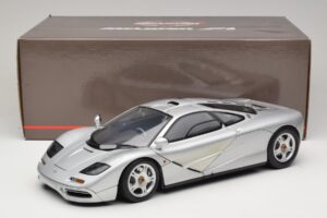 McLaren F1 Argintiu Minichamps 1:12 530133123 Metal - imaginea 8 din 8