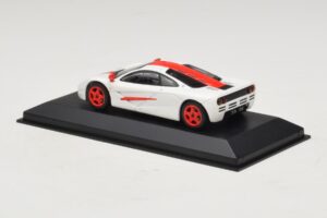 McLaren F1 Alb Cu Dungi Roșii Minichamps 1:43 MCLAREN003 Metal - imaginea 2 din 4