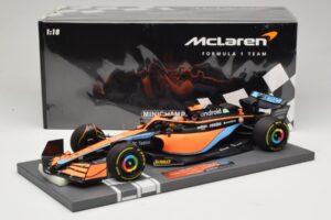 McLaren MCL36 #3 D. Ricciardo Bahrain GP 2022 Minichamps 1:18 537221803 Metal - imaginea 2 din 7
