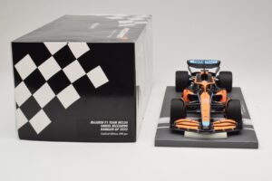 McLaren MCL36 #3 D. Ricciardo Bahrain GP 2022 Minichamps 1:18 537221803 Metal - imaginea 3 din 7
