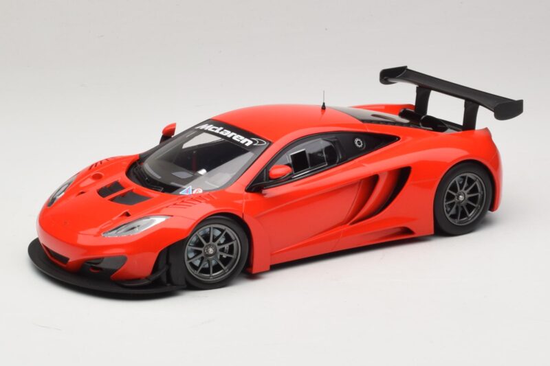 McLaren MP4-12C GT3 Roșu 2013 Minichamps 1:18 McLaren MP4-12C GT3 Roșu 2013 Minichamps 1:18 151121392 Metal