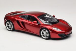 McLaren MP4-12C Roșu Metalizat Minichamps 1:18 110133022 Metal - imaginea 6 din 8