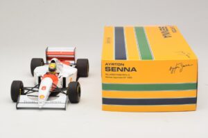 McLaren MP4/8 Ford #8 A. Senna Winner Japanese GP 1993 Minichamps 1:18 540931878 Metal - imaginea 3 din 7