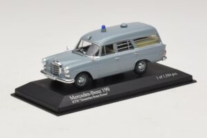 Mercedes 190 W110 Ambulanță DRK Minichamps 1:43 400037270 Metal - imaginea 2 din 4