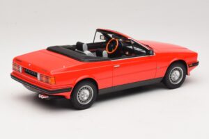 Mercedes 300 Cabriolet Roșu Închis Minichamps 1:43 437032131 Metal - imaginea 2 din 6