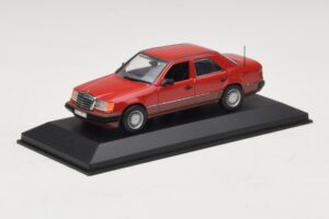 Mercedes 300D W124 Turbo Roșu Minichamps 1:43 3210 Metal - imaginea 2 din 4
