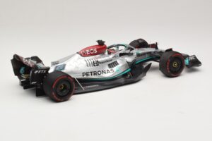 Mercedes AMG Petronas W13 E Performance #63 G. Russell Spanish GP 2022 Minichamps 1:18 110220063 Metal - imaginea 2 din 7