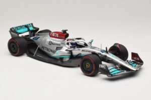 Mercedes AMG Petronas W13 E Performance #63 G. Russell Spanish GP 2022 Minichamps 1:18 110220063 Metal - imaginea 4 din 7