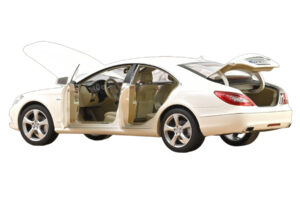 Mercedes CLS C218 Coupe Brilliant White Metallic Norev 1:18 183943 Metal - imaginea 2 din 3