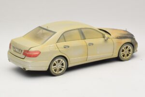 Mercedes E-Class W212 Ars Dubai Mașină De Artă Minichamps 1:18 MB008 Metal - imaginea 2 din 6