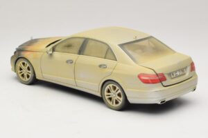 Mercedes E-Class W212 Ars Dubai Mașină De Artă Minichamps 1:18 MB008 Metal - imaginea 5 din 6
