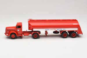 Mercedes LS315 Tanksattelzug Esso Minichamps 1:43 499034770 Metal - imaginea 3 din 6