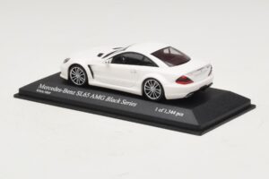Mercedes SL65 AMG R230 Black Series Alb Mat Minichamps 1:43 400038222 Metal - imaginea 3 din 4