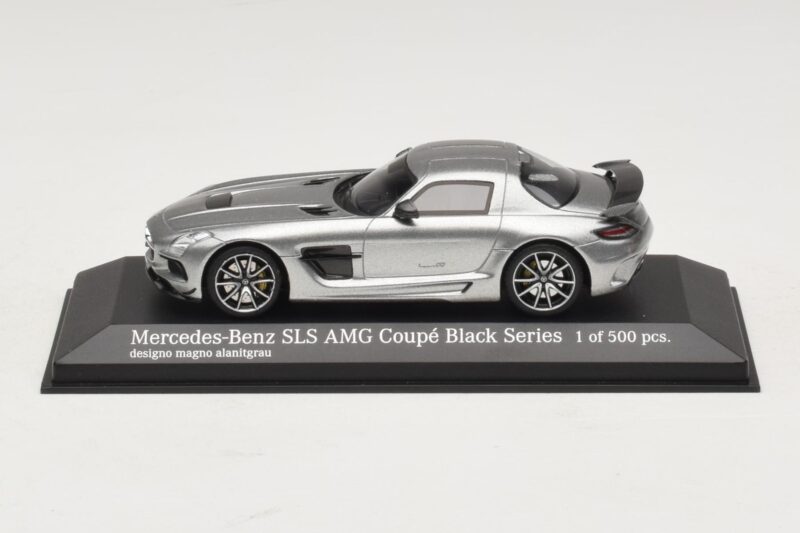 Mercedes SLS AMG C197 Black Series Gri Metalizat Minichamps 1:43 437033024 Metal