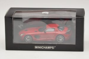 Mercedes SLS AMG C197 Black Series Roșu Minichamps 1:43 437033021 Metal - imaginea 4 din 4