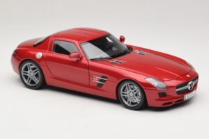 Mercedes SLS AMG C197 Roșu Metalizat Minichamps 1:18 100039020 Metal - imaginea 6 din 8