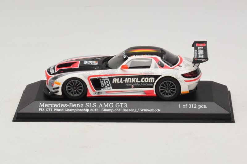 Mercedes SLS AMG GT3 All-Inkl.com #38 FIA GT1 World Championship 2012 Champions Minichamps 1:43 Mercedes SLS AMG GT3 All-Inkl.com #38 FIA GT1 World Championship 2012 Champions Minichamps 1:43 410123238 Metal
