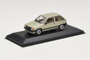 Opel Corsa A Verde Deschis Metalizat Minichamps 1:43 CORSA001 Metal - imaginea 2 din 4