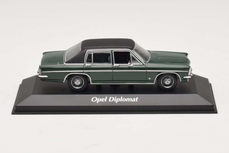 Opel Diplomat B Verde Închis Maxichamps 1:43 940046070 Metal
