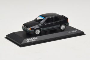 Opel Kadett E Black Metallic Minichamps 1:43 400045901 Metal - imaginea 2 din 4