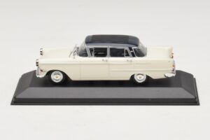 Opel Kapitan A Alb Minichamps 1:43 400048000 Metal
