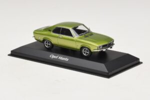 Opel Manta A Verde Metalizat Maxichamps 1:43 940045501 Metal - imaginea 3 din 4