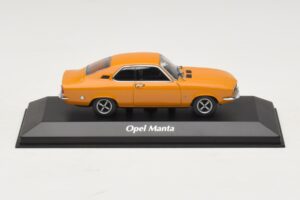 Opel Manta A Portocaliu Maxichamps 1:43 940045500 Metal
