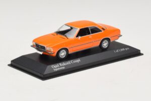 Opel Rekord D Coupe Portocaliu Minichamps 1:43 400044024 Metal - imaginea 2 din 4