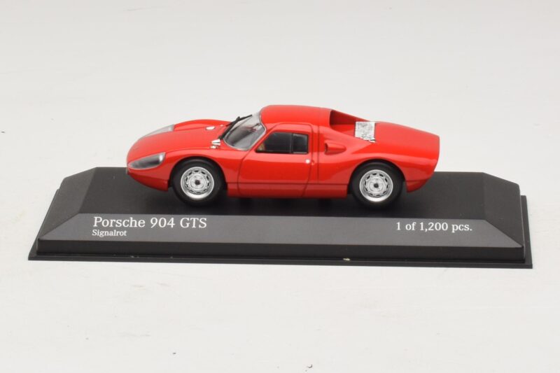 Porsche 904 GTS Roșu Minichamps 1:43 Porsche 904 GTS Roșu Minichamps 1:43 400065722 Metal