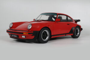 Porsche 911 930 Turbo 3.3 India Red GT Spirit 1:8 GTS802301 Rășină - imaginea 2 din 2