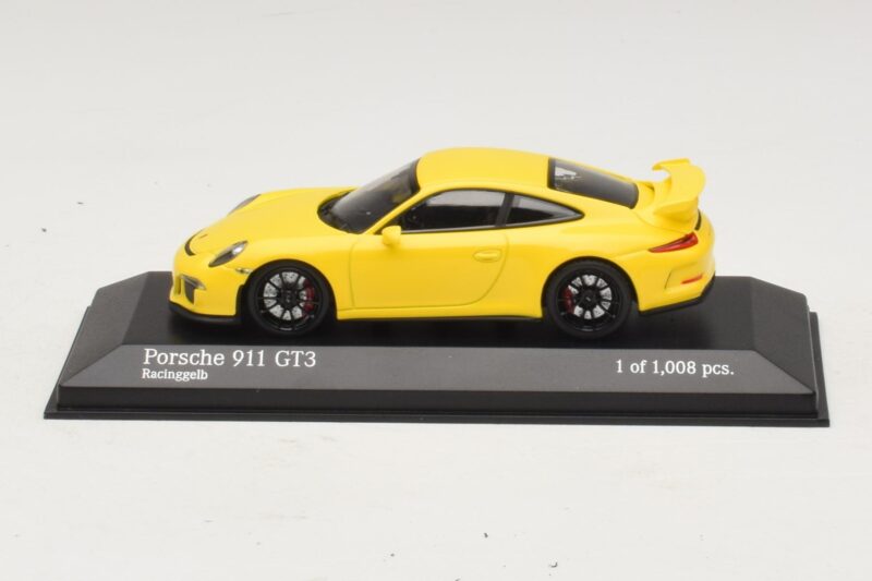 Porsche 911 991 GT3 Galben Minichamps 1:43 Porsche 911 991 GT3 Galben Minichamps 1:43 410062021 Metal